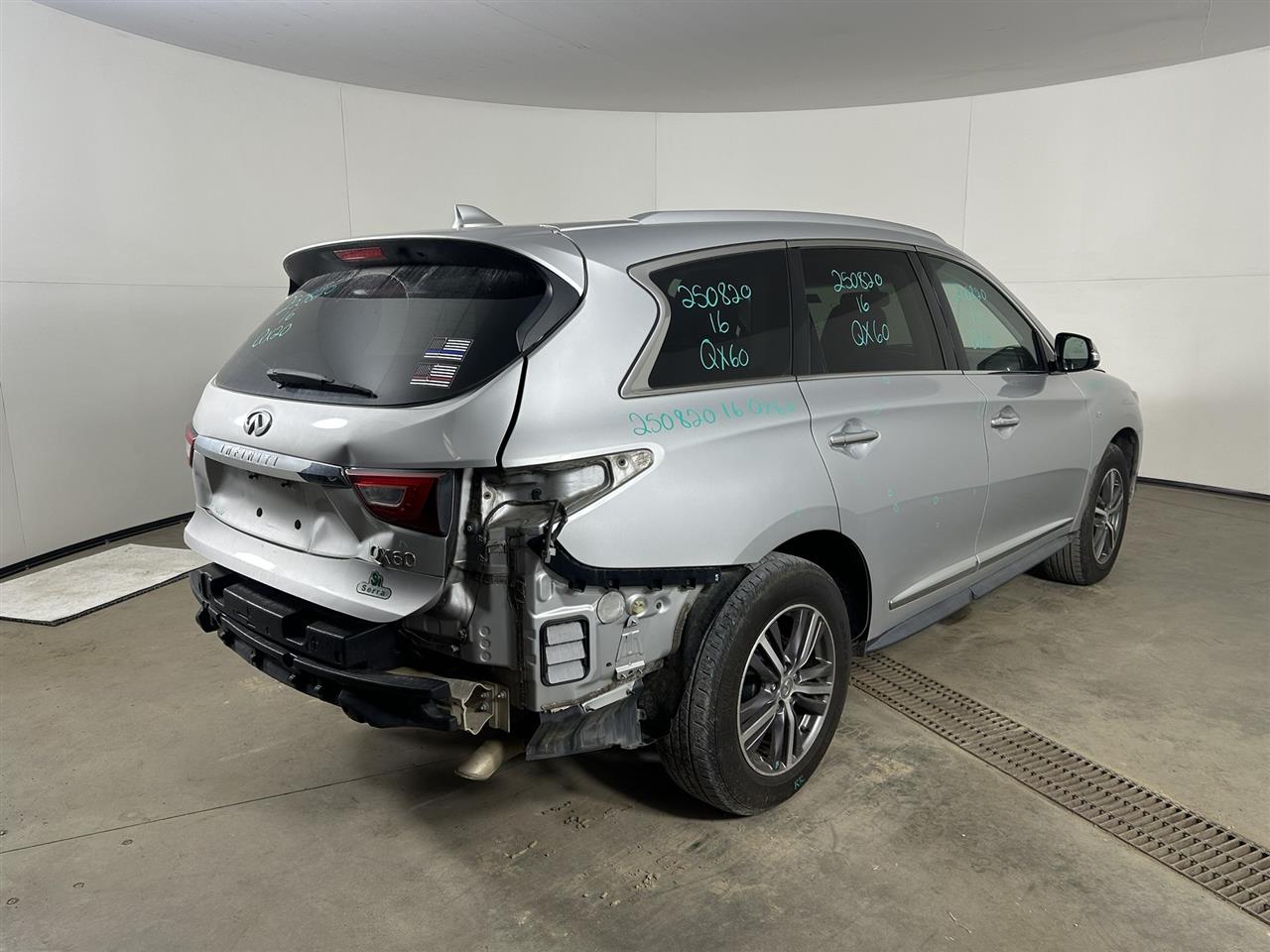 Vehicle/104331_04.jpg