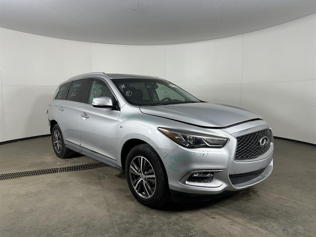 Vehicle/104331_06.jpg