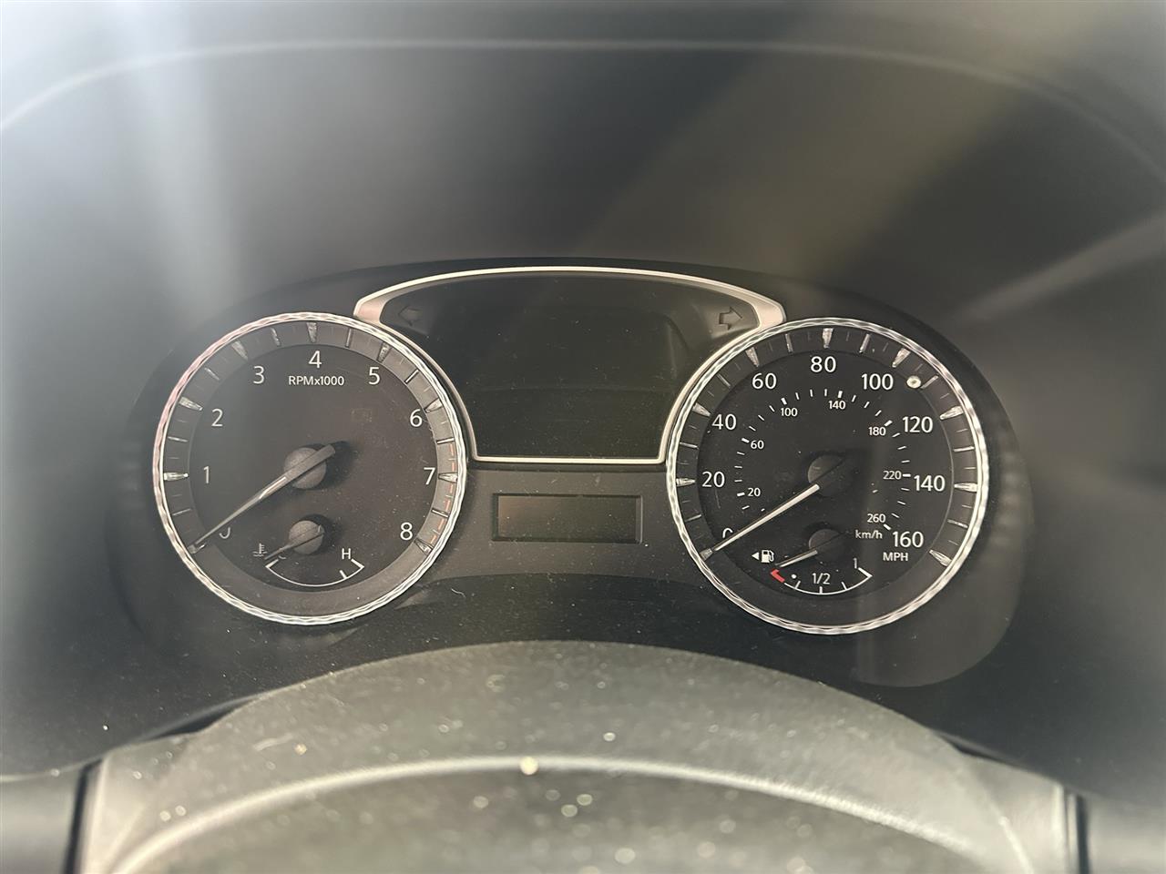 Vehicle/104331_09.jpg