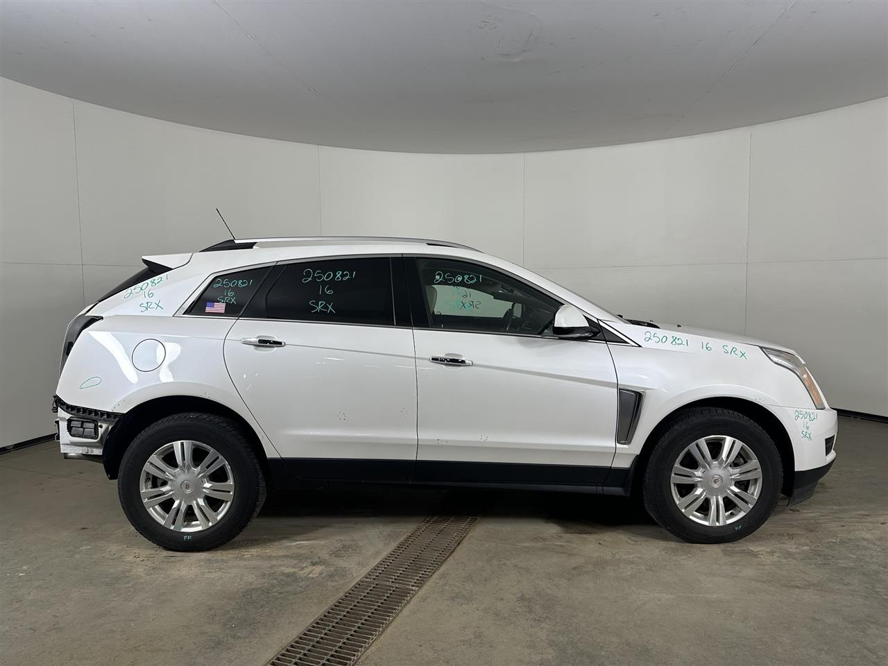Vehicle/104332_04.jpg