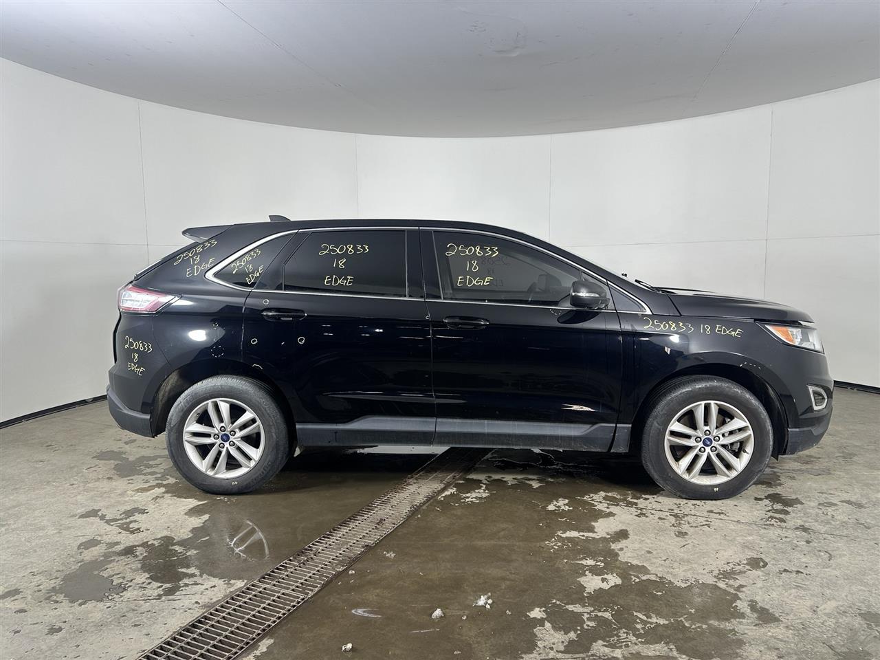 Vehicle/104413_05.jpg