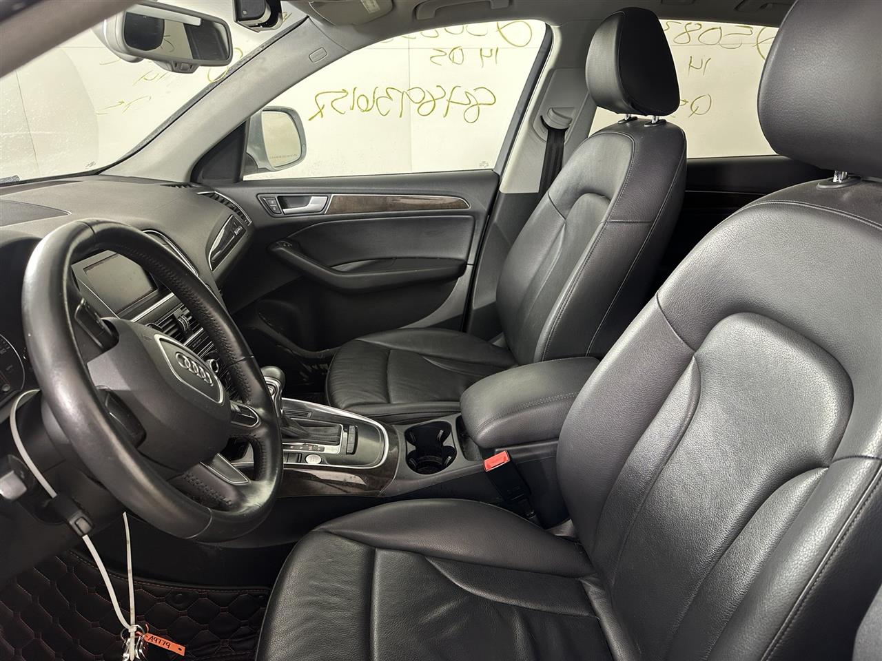 Vehicle/104419_07.jpg
