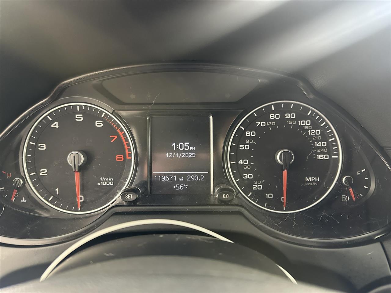 Vehicle/104419_08.jpg