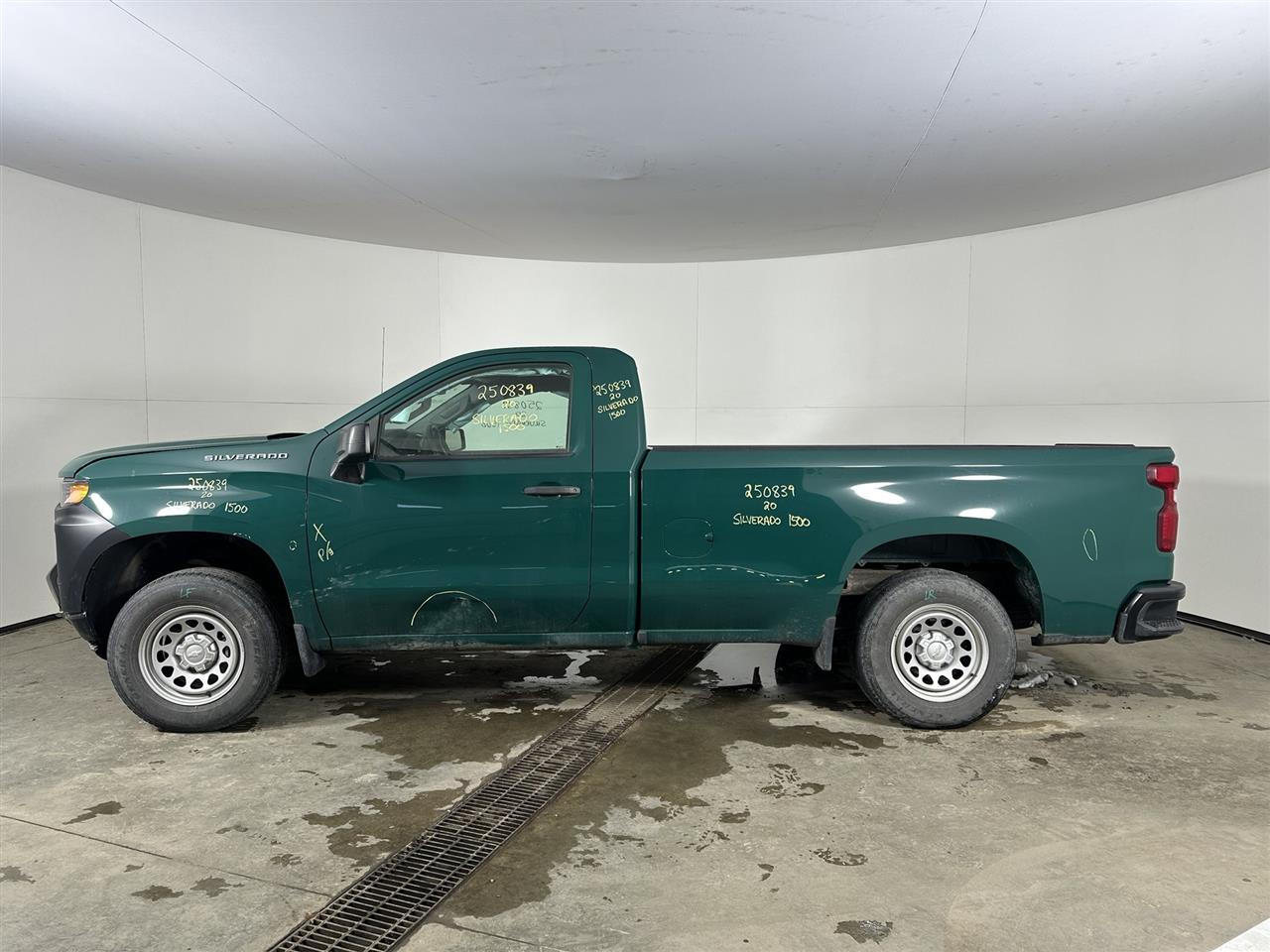 Vehicle/104482_02.jpg