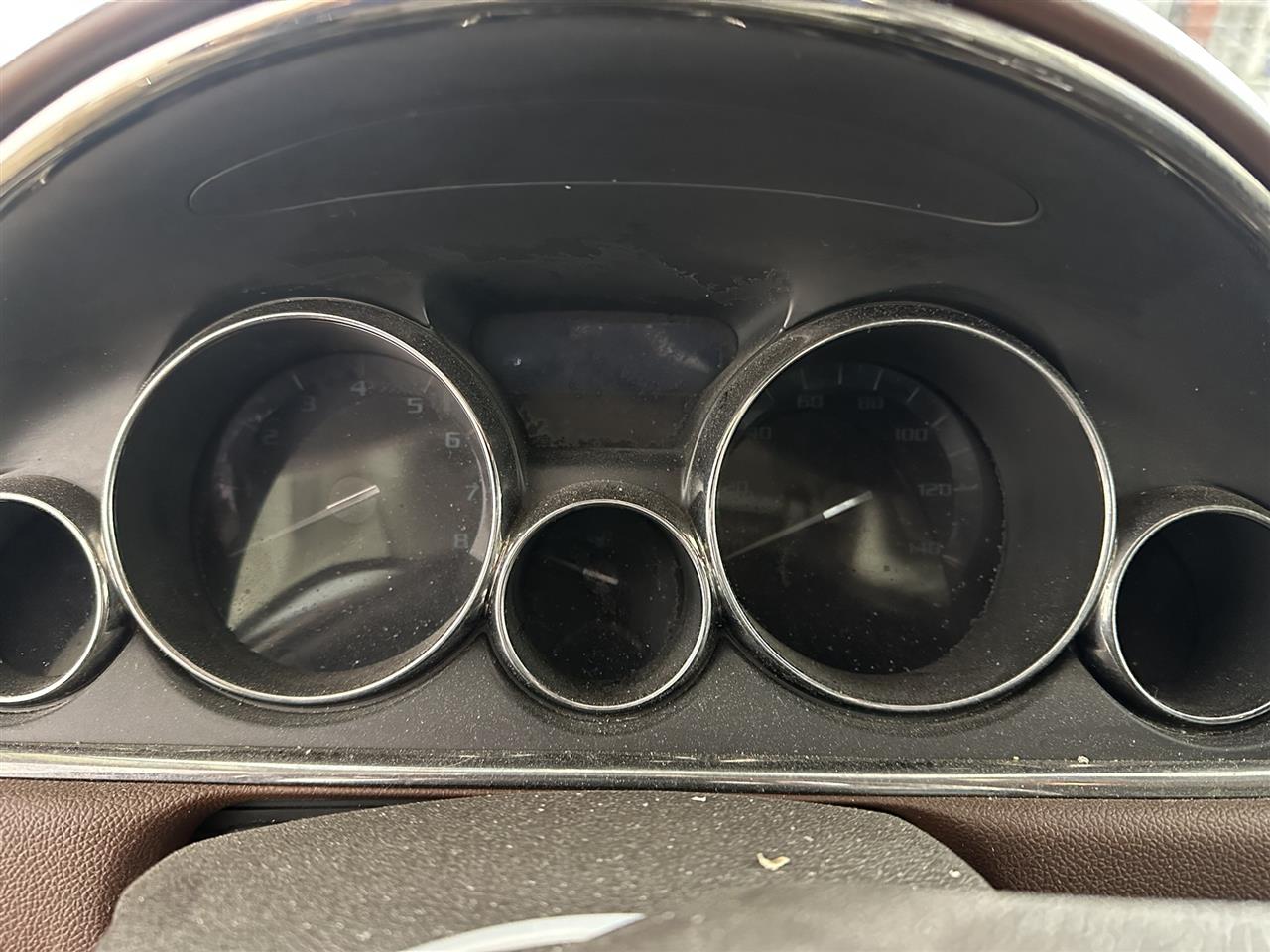 Vehicle/104715_07.jpg