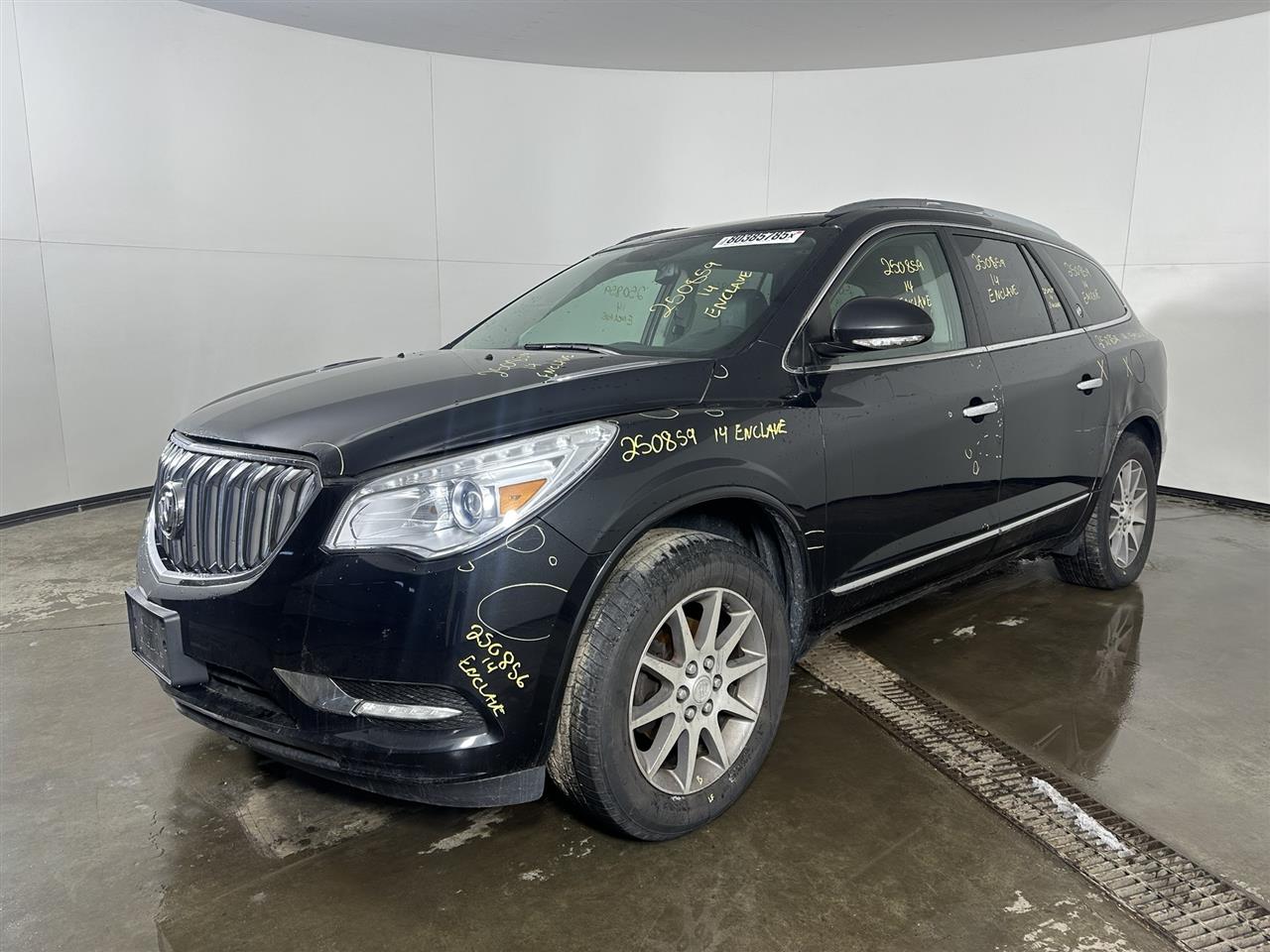 Vehicle/104727_01.jpg
