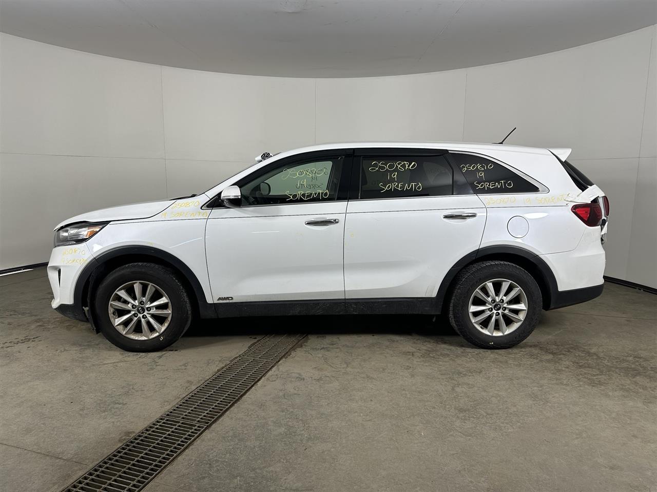 Vehicle/104796_02.jpg