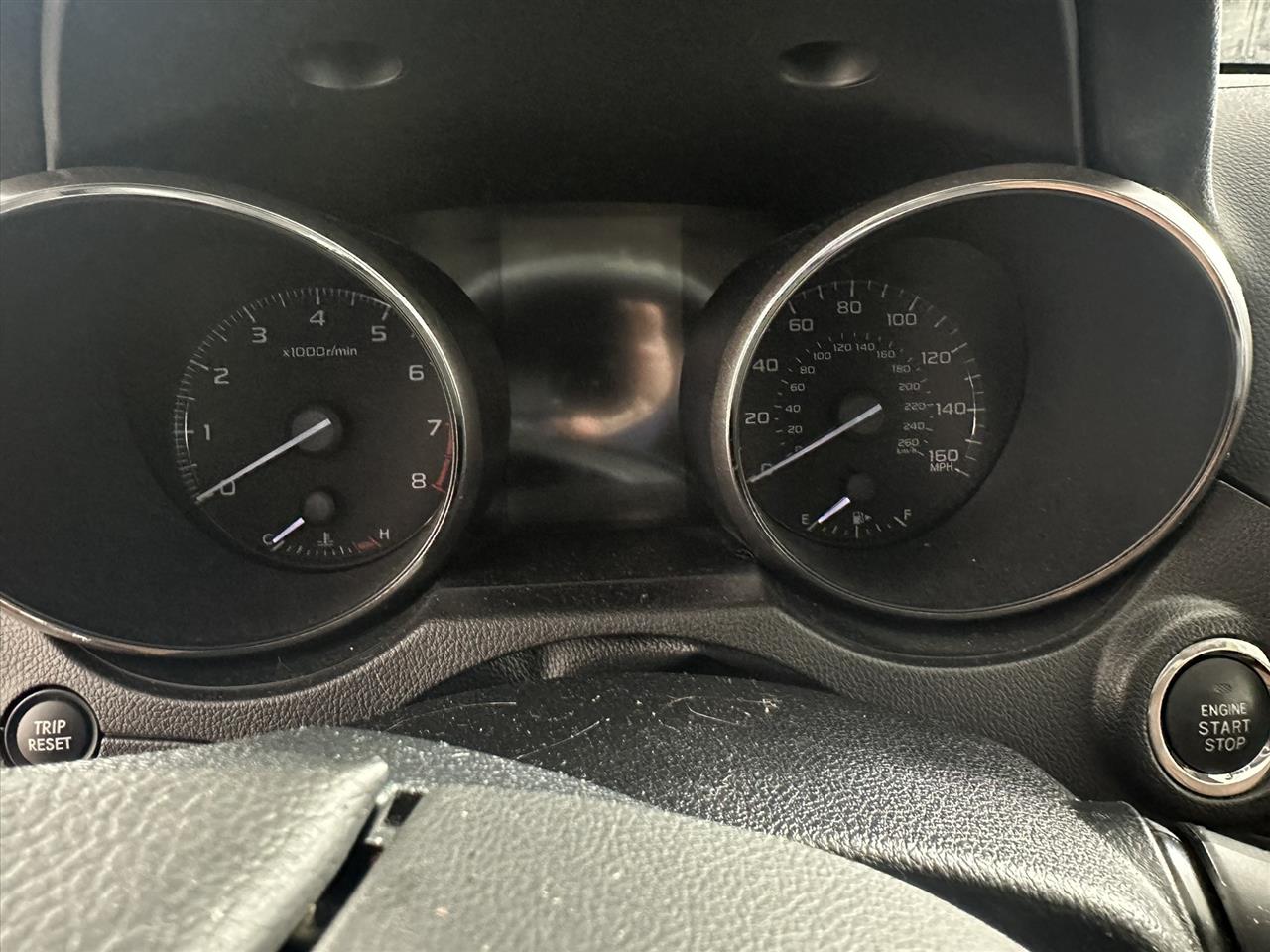Vehicle/104883_08.jpg
