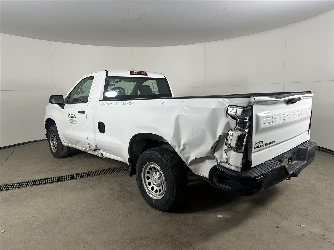 Vehicle/105359_03.jpg