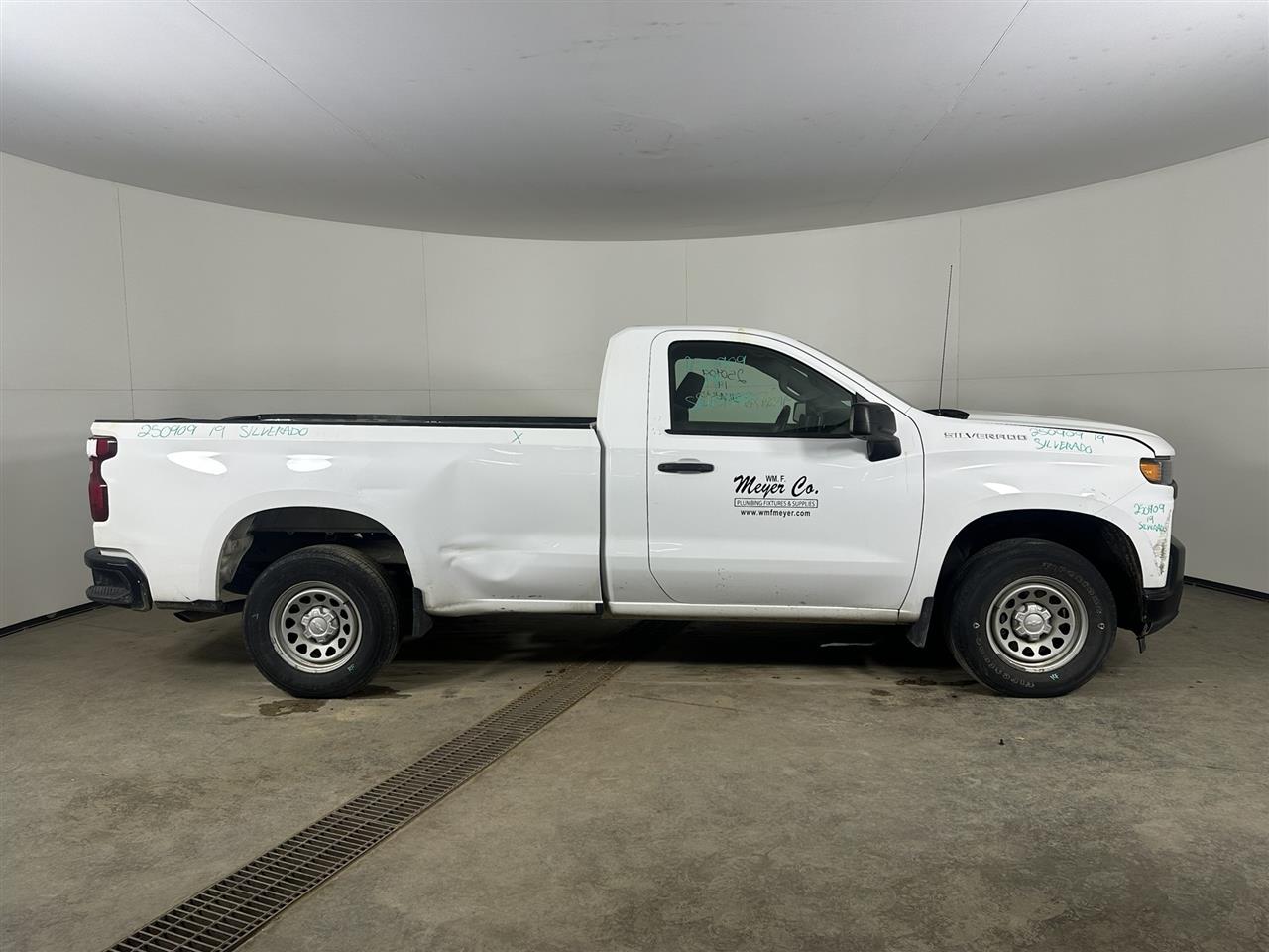 Vehicle/105359_05.jpg