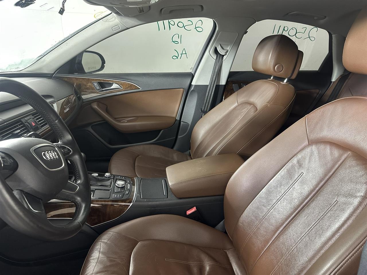 Vehicle/105386_07.jpg