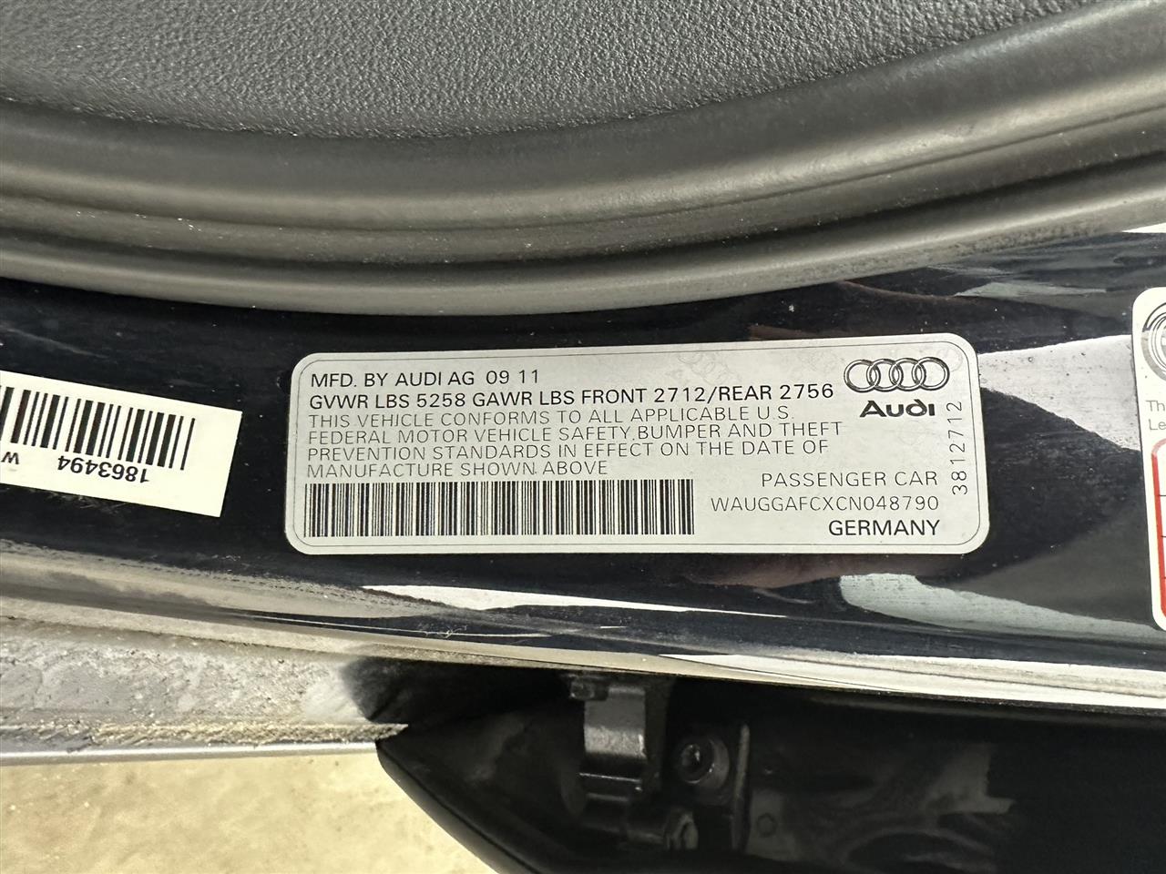 Vehicle/105386_09.jpg