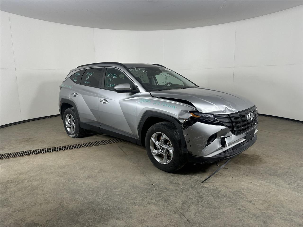 Vehicle/105399_06.jpg