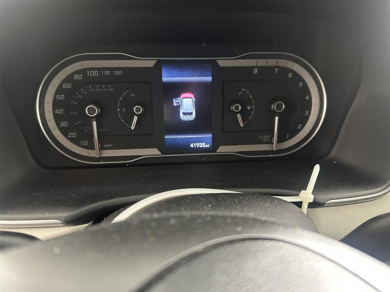 Vehicle/105399_08.jpg