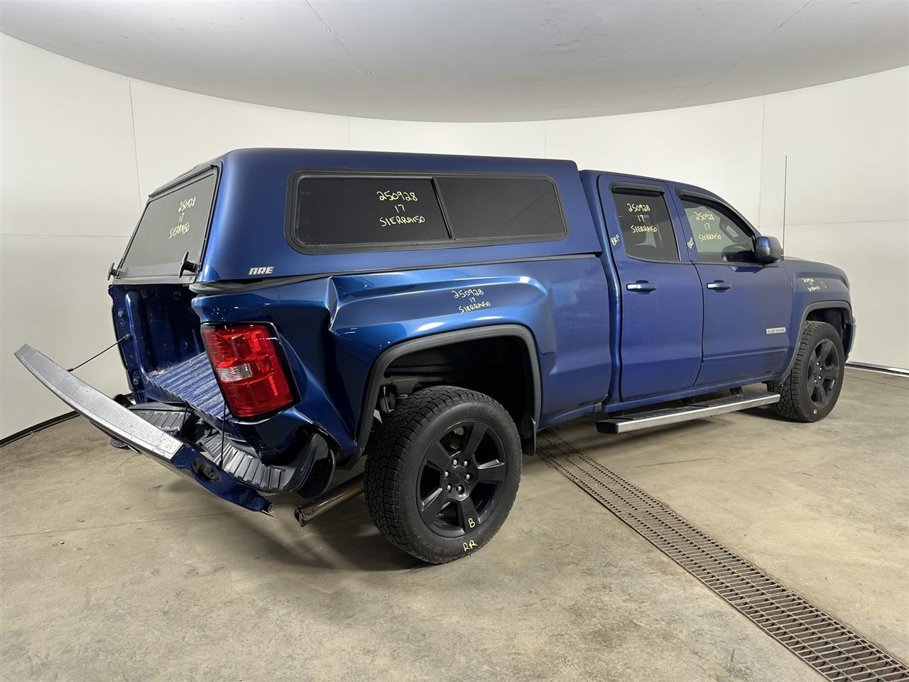 Vehicle/105497_04.jpg