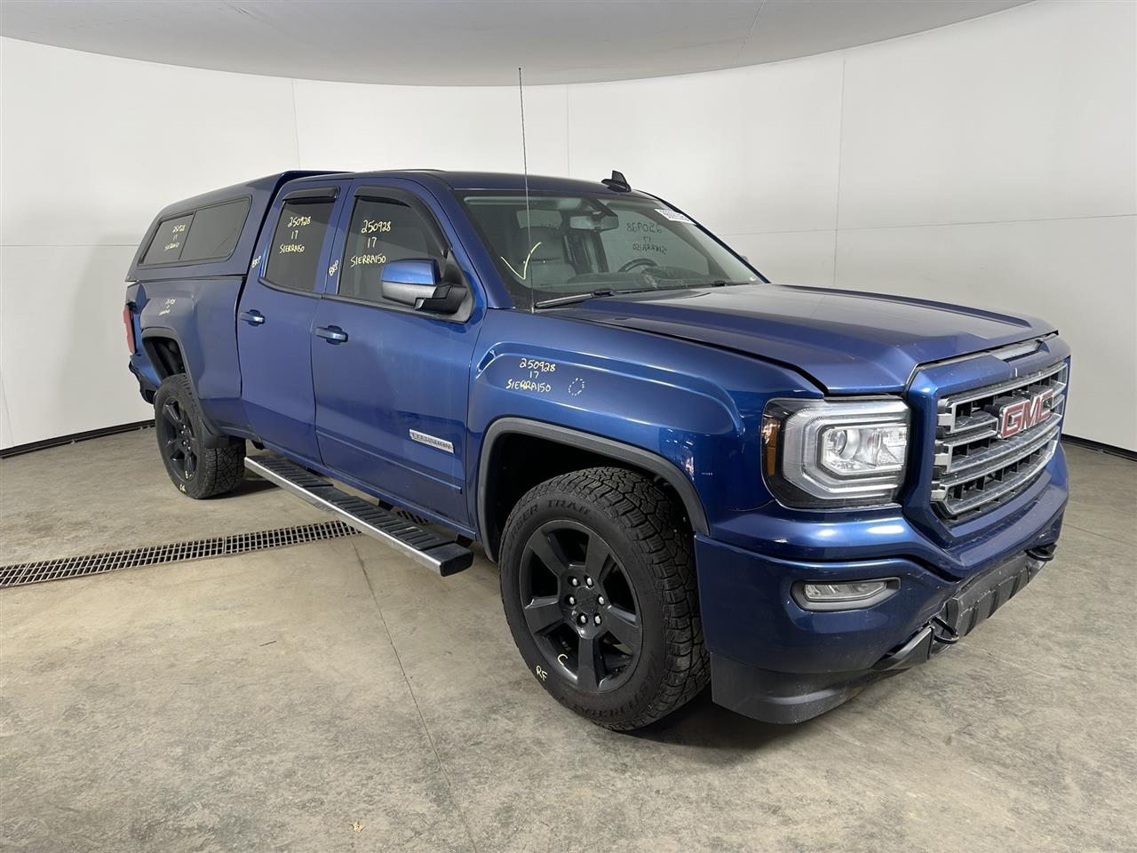 Vehicle/105497_06.jpg