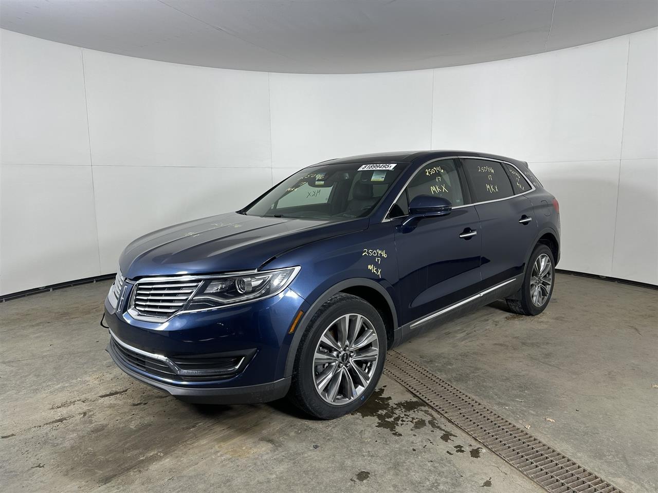 Vehicle/105823_01.jpg