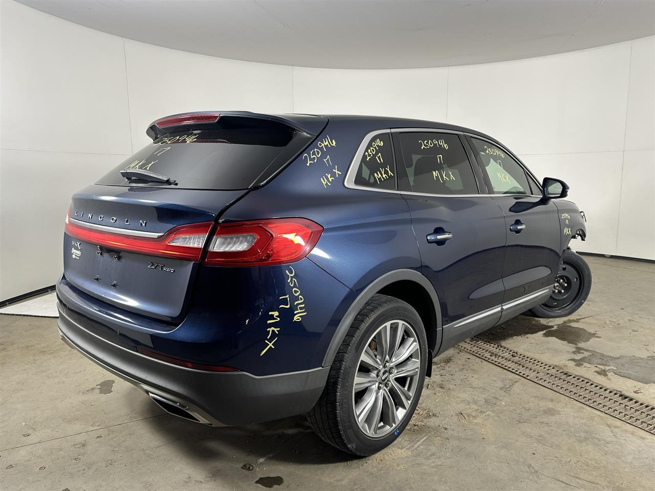 Vehicle/105823_04.jpg