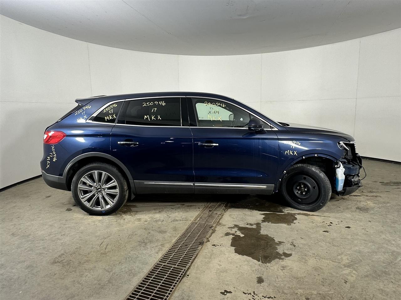Vehicle/105823_05.jpg
