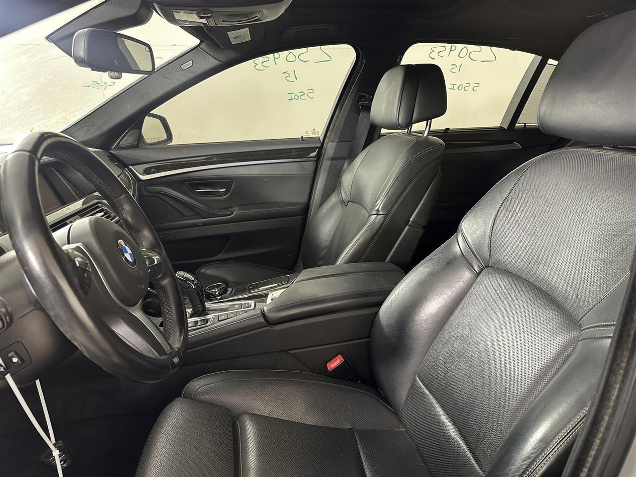 Vehicle/105908_07.jpg