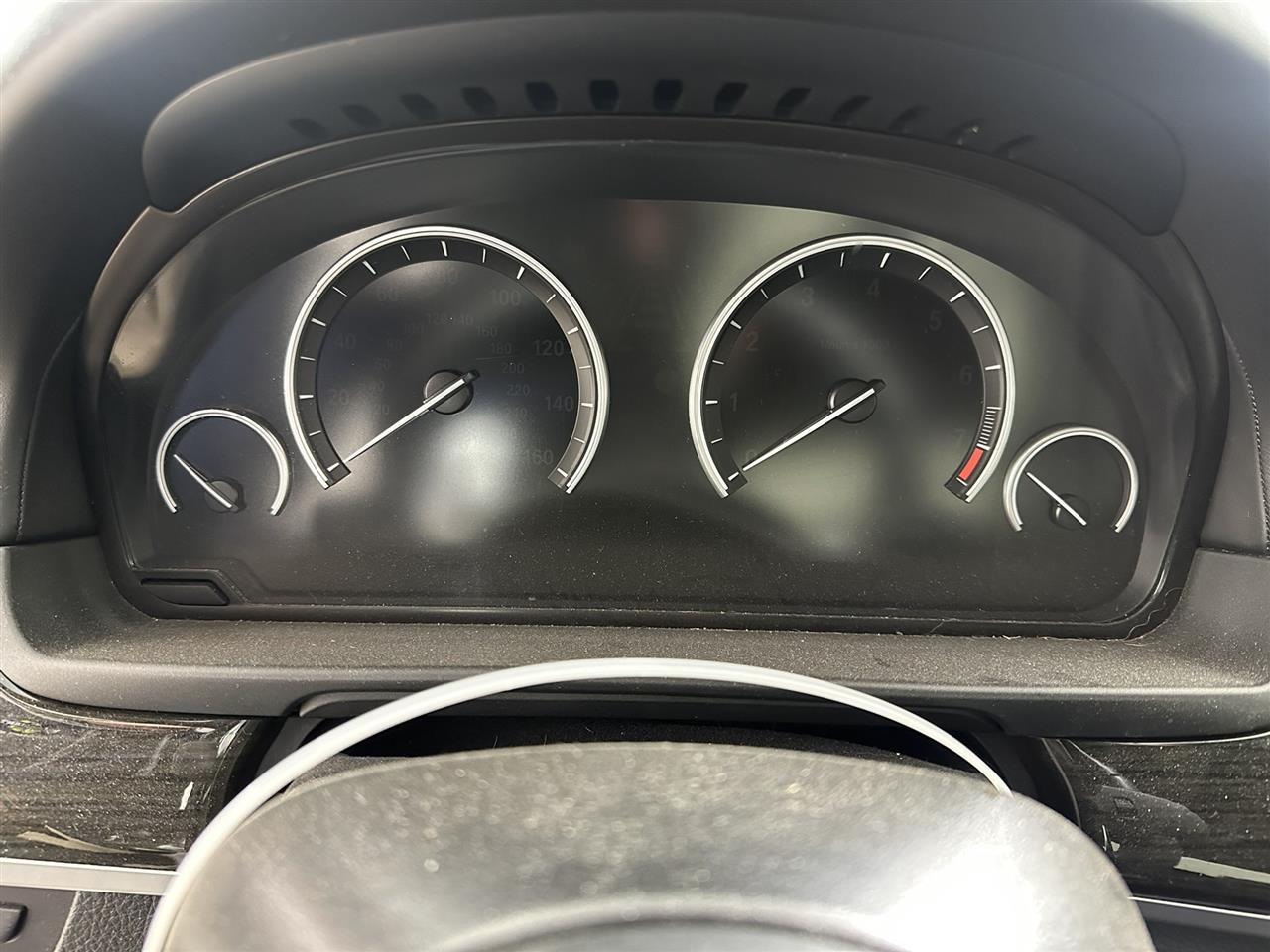 Vehicle/105908_08.jpg