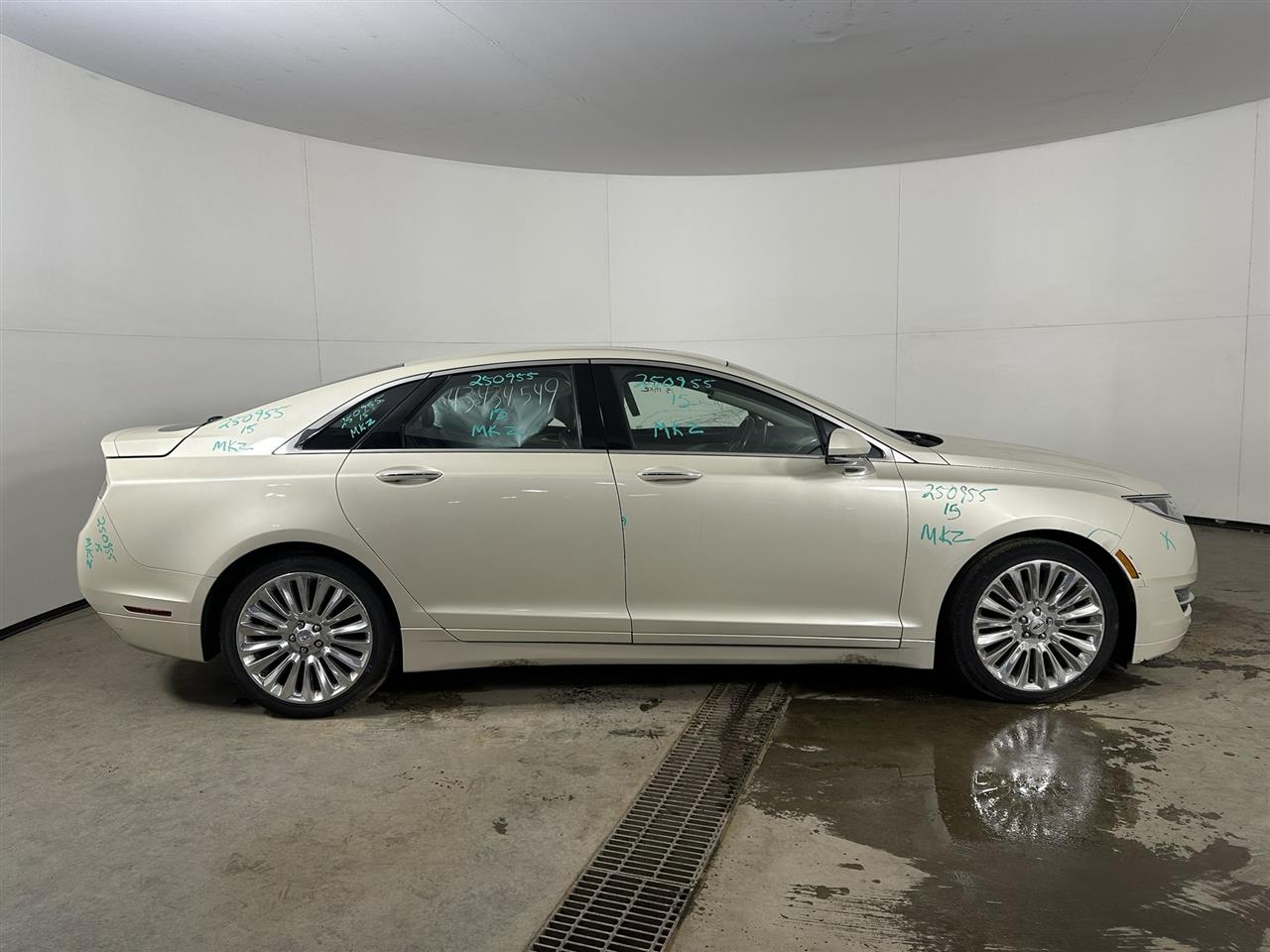 Vehicle/105918_05.jpg