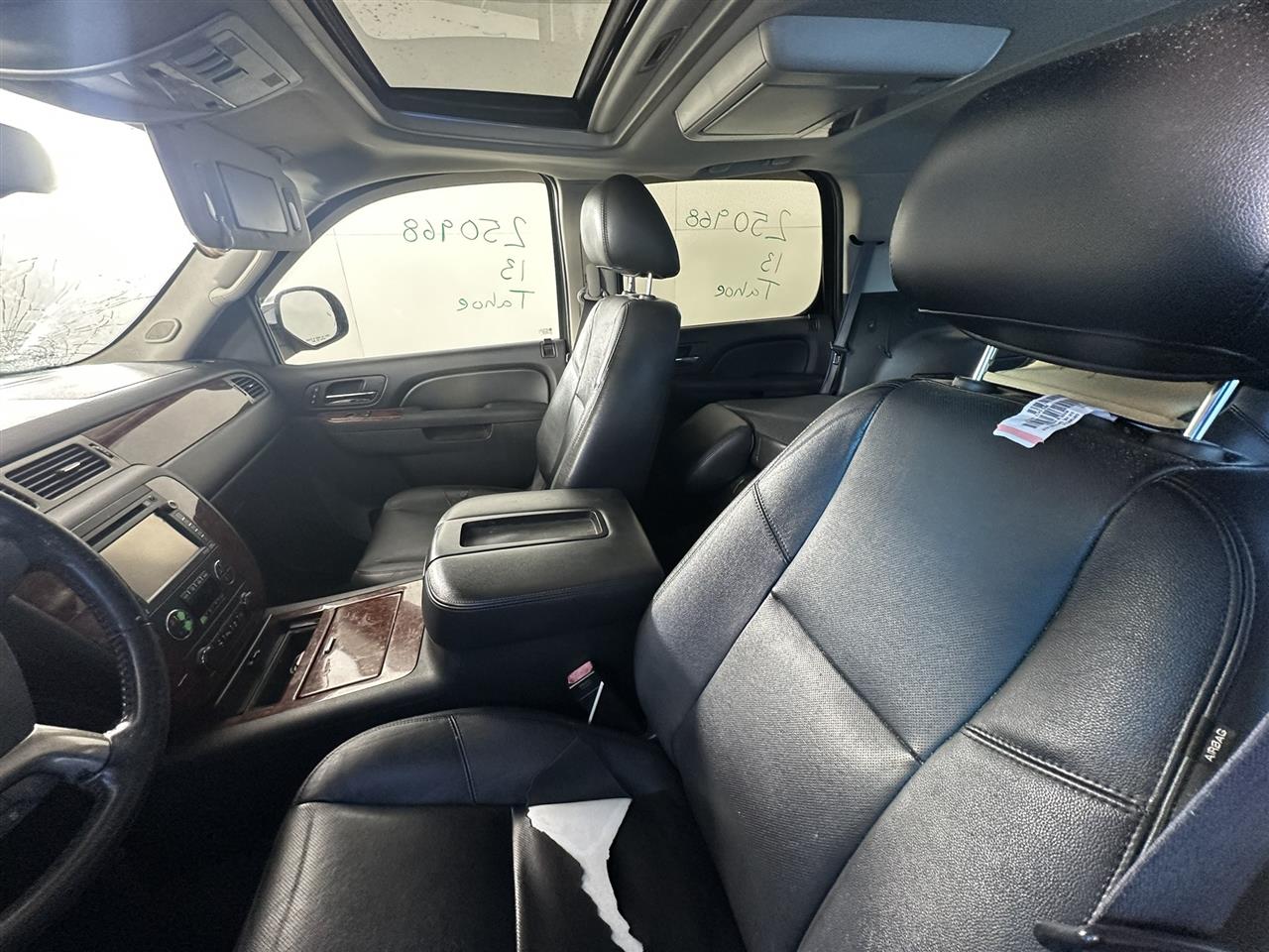 Vehicle/106045_07.jpg