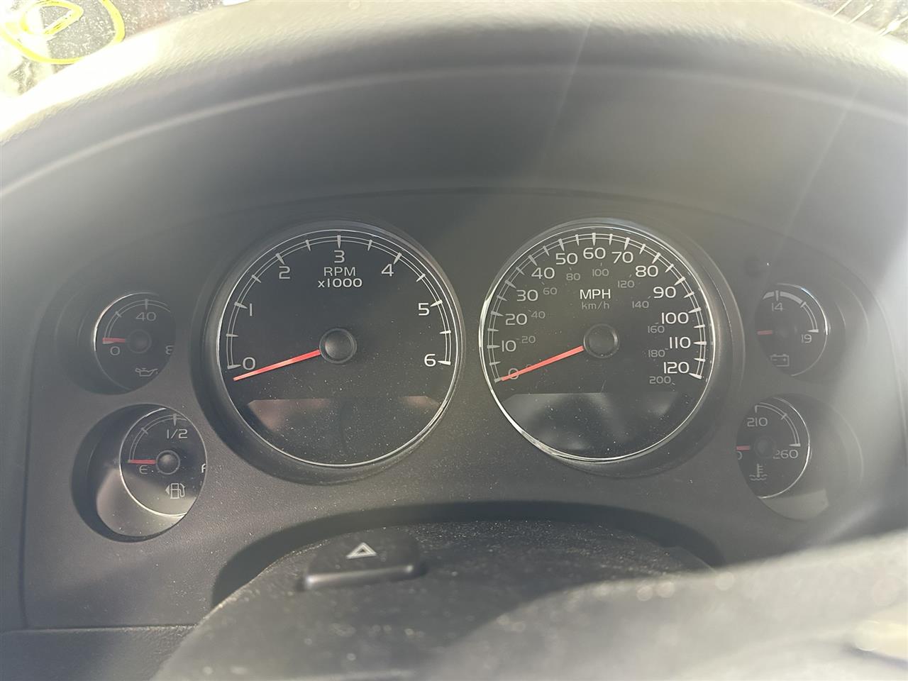 Vehicle/106045_08.jpg