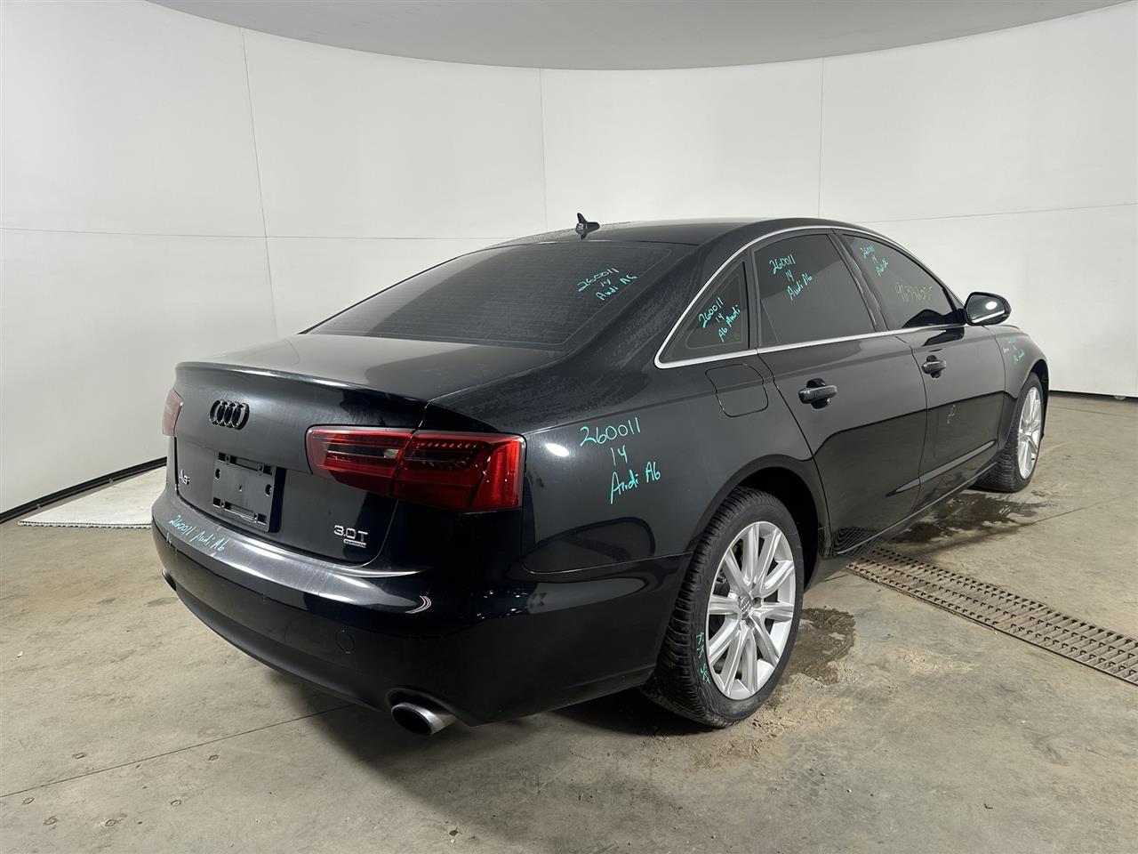 Vehicle/106275_04.jpg