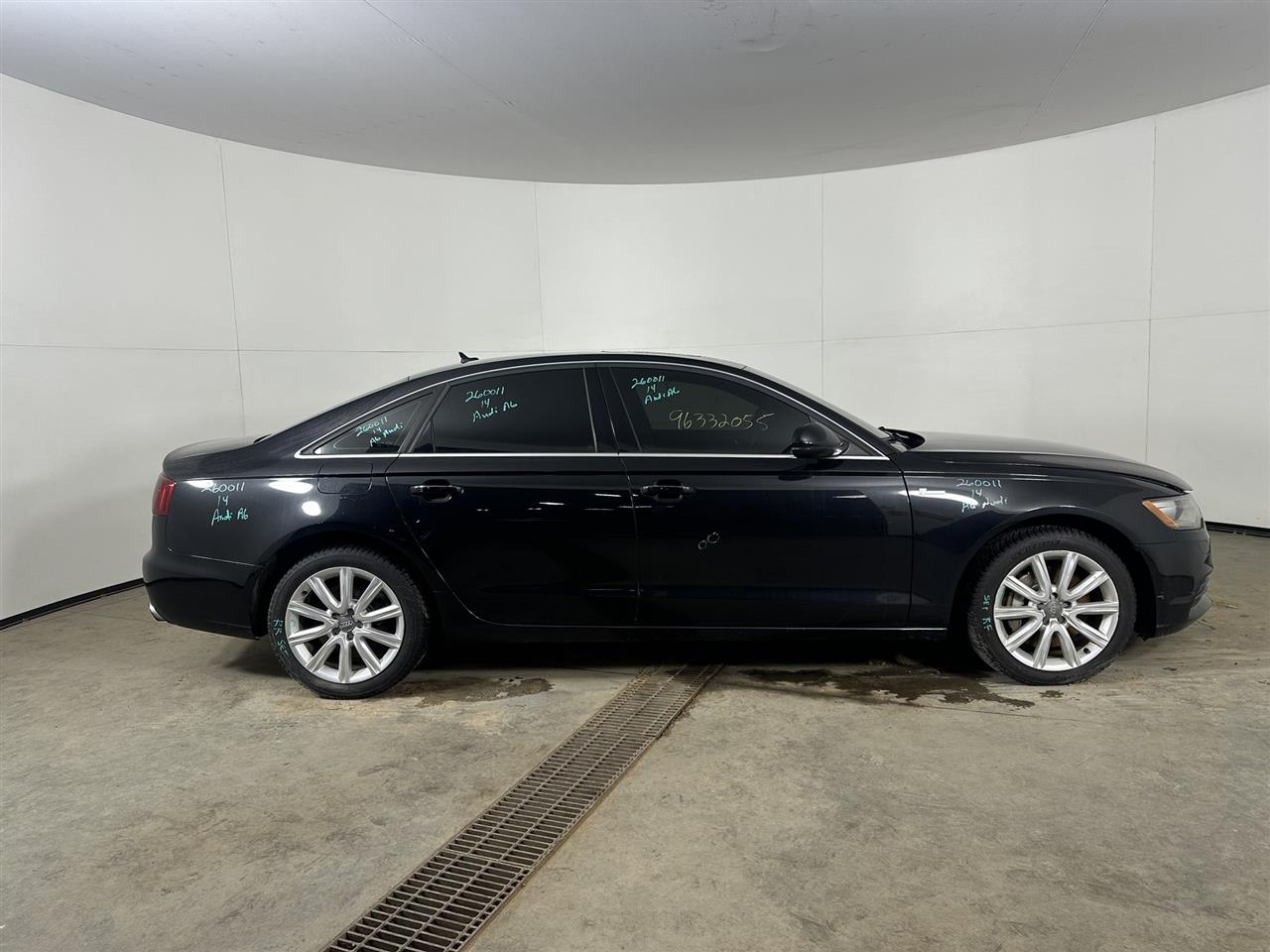 Vehicle/106275_05.jpg