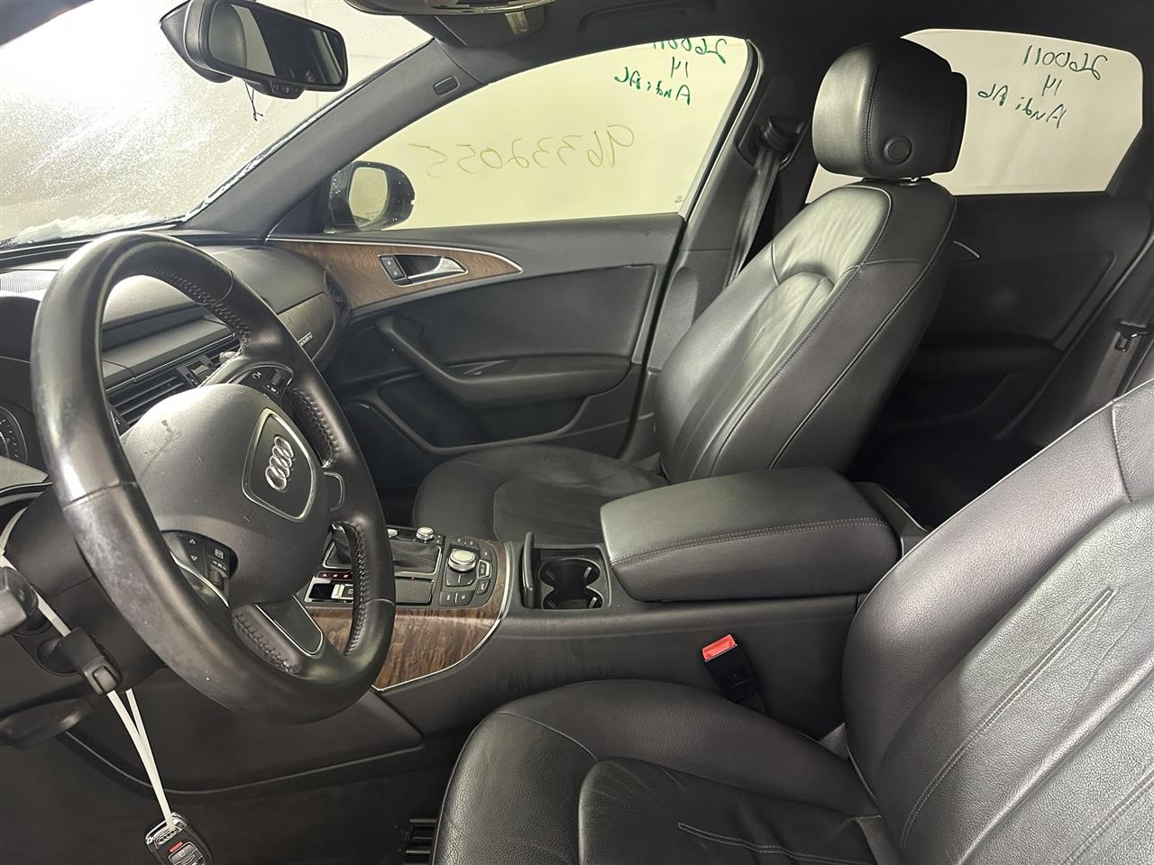 Vehicle/106275_07.jpg