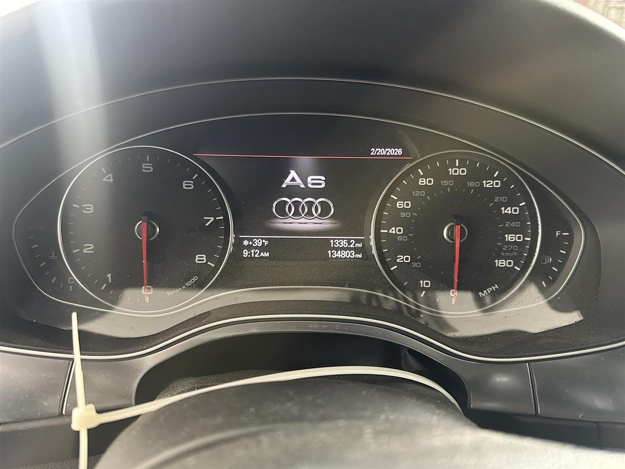 Vehicle/106275_08.jpg