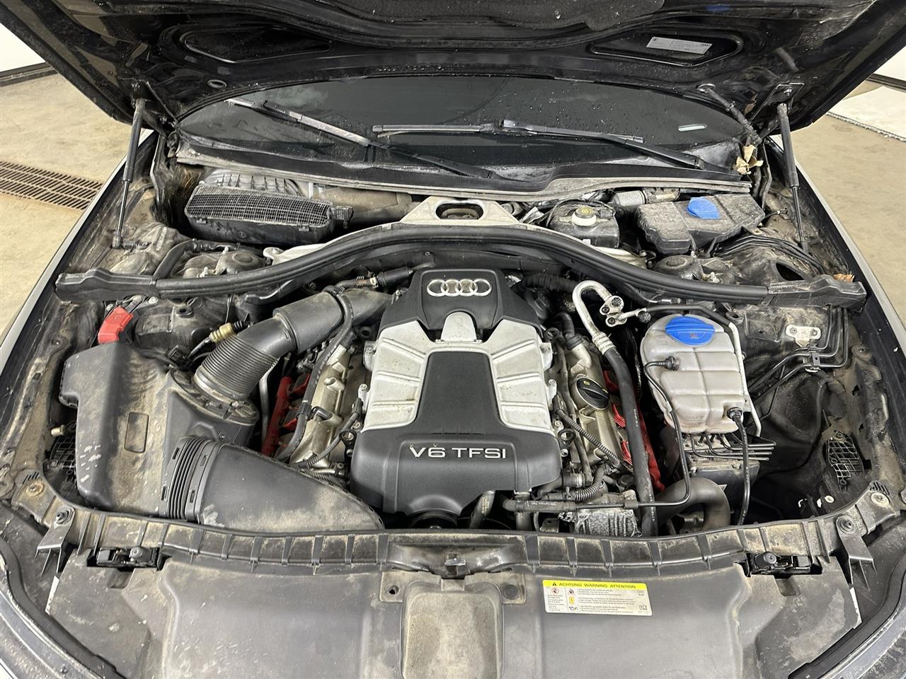 Vehicle/106275_10.jpg