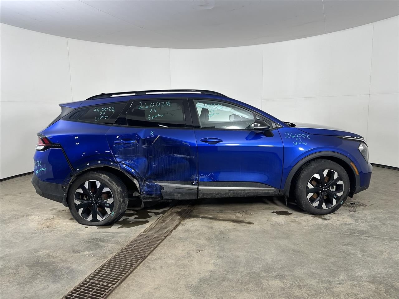 Vehicle/106634_05.jpg