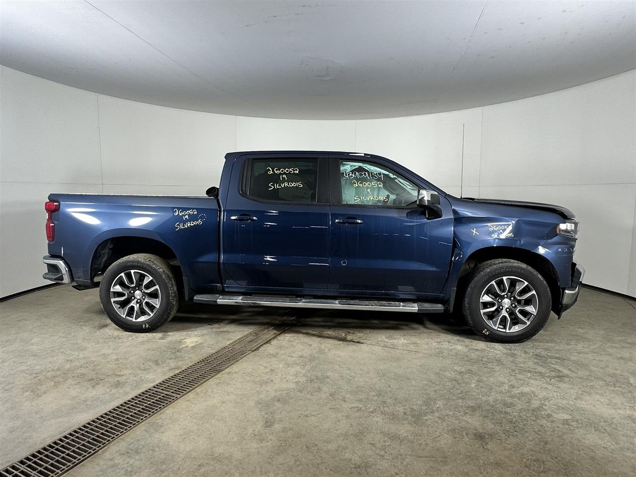Vehicle/106968_05.jpg