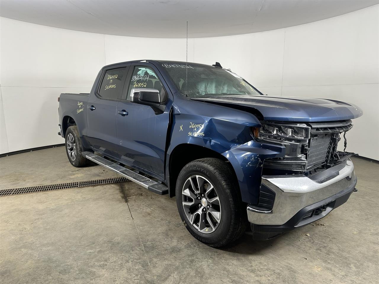Vehicle/106968_06.jpg