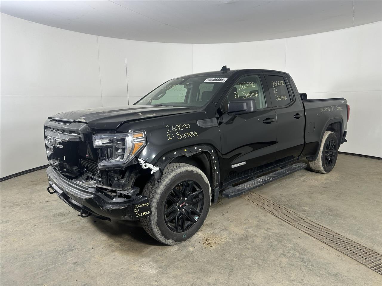 Vehicle/107415_01.jpg