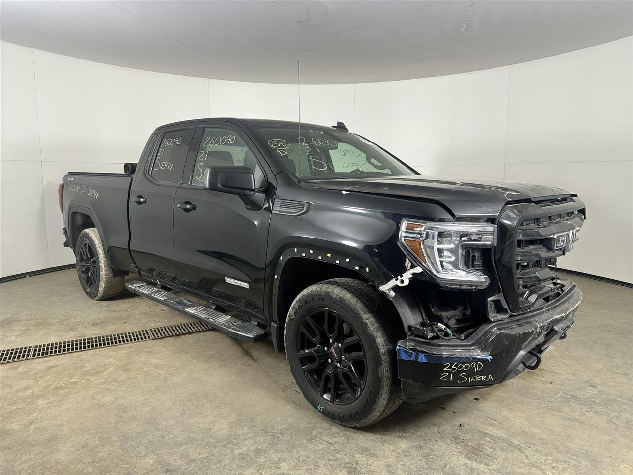 Vehicle/107415_06.jpg