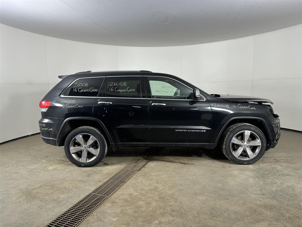 Vehicle/107679_05.jpg
