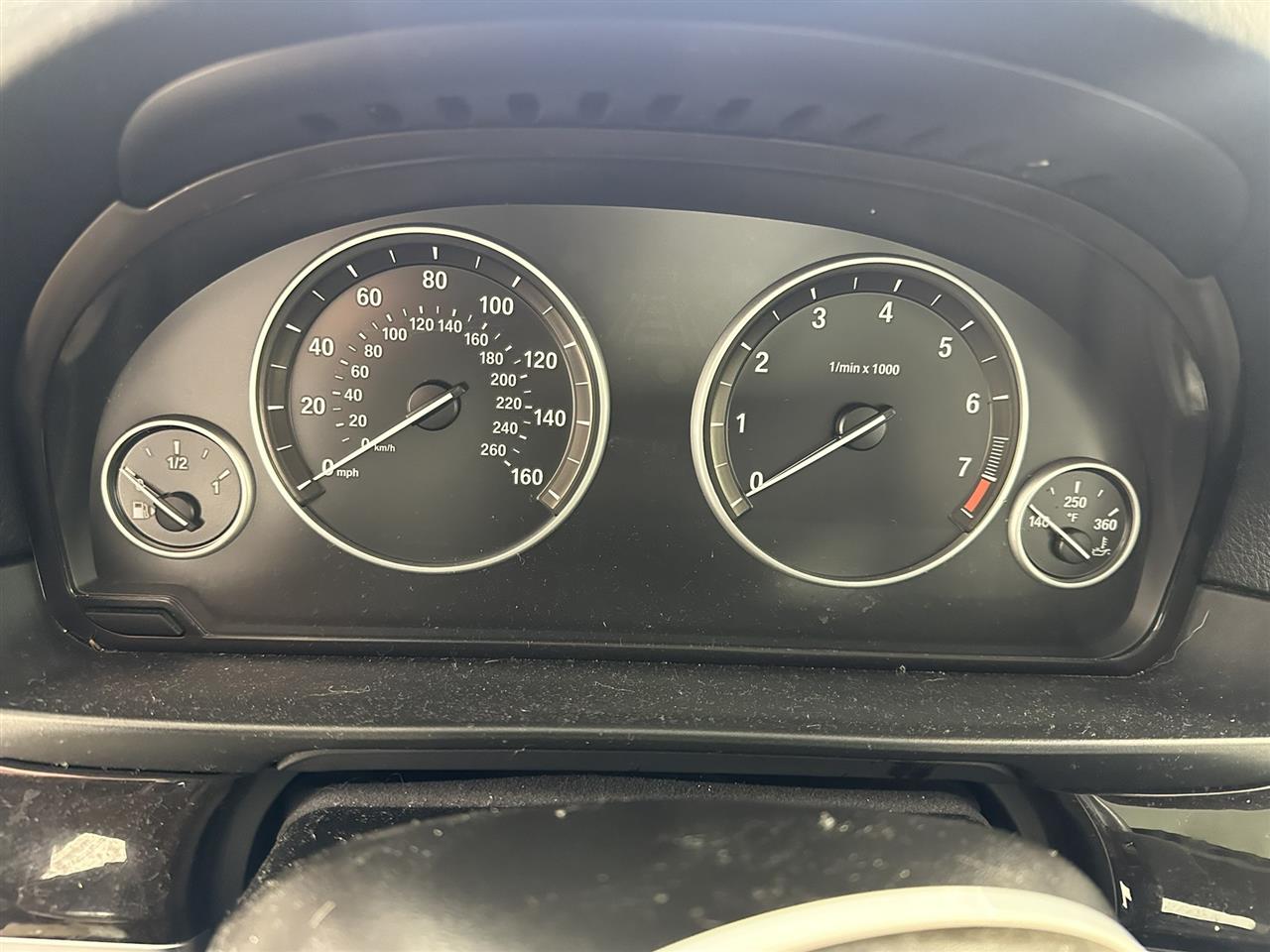 Vehicle/107843_08.jpg