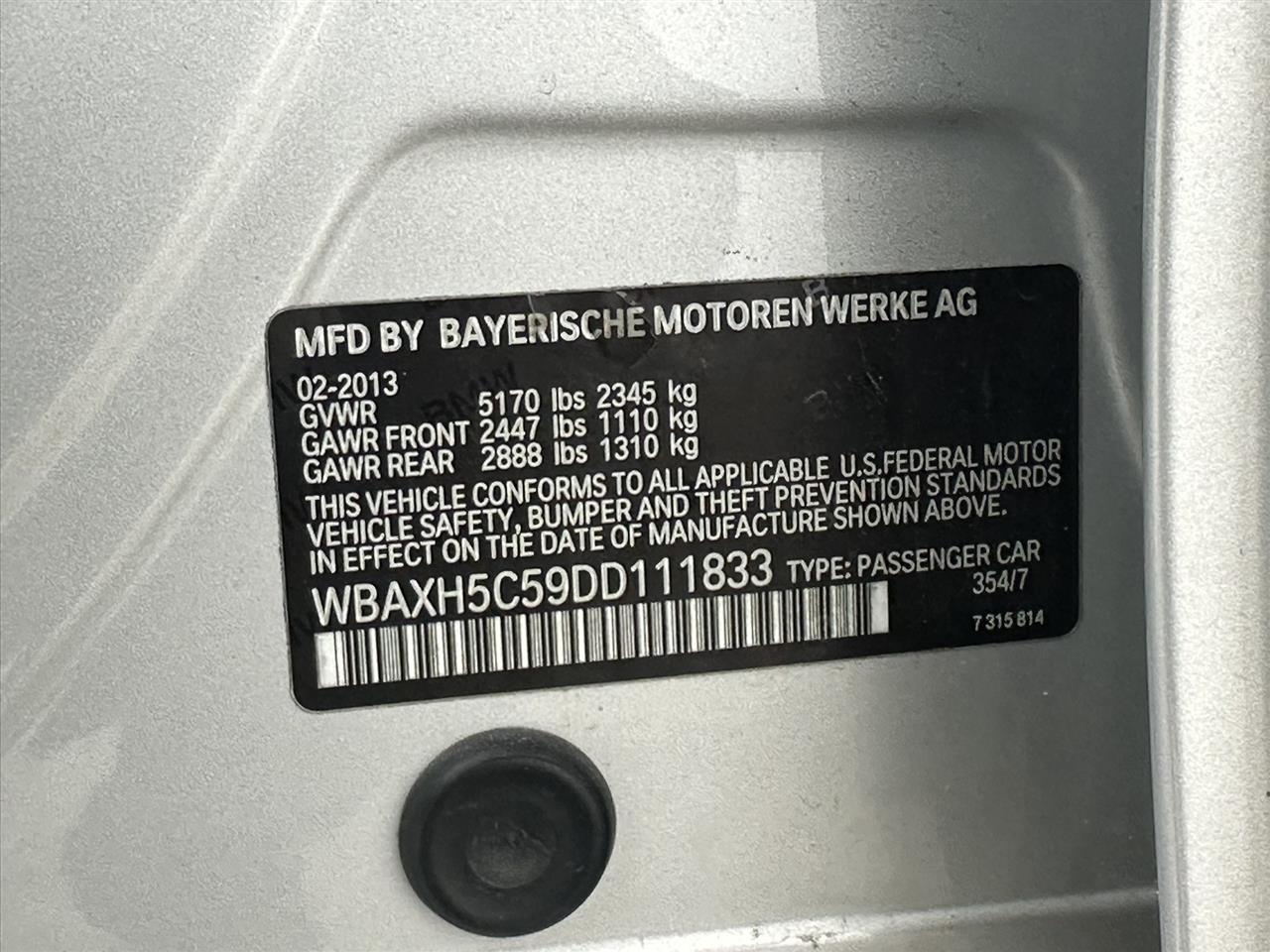 Vehicle/107843_09.jpg