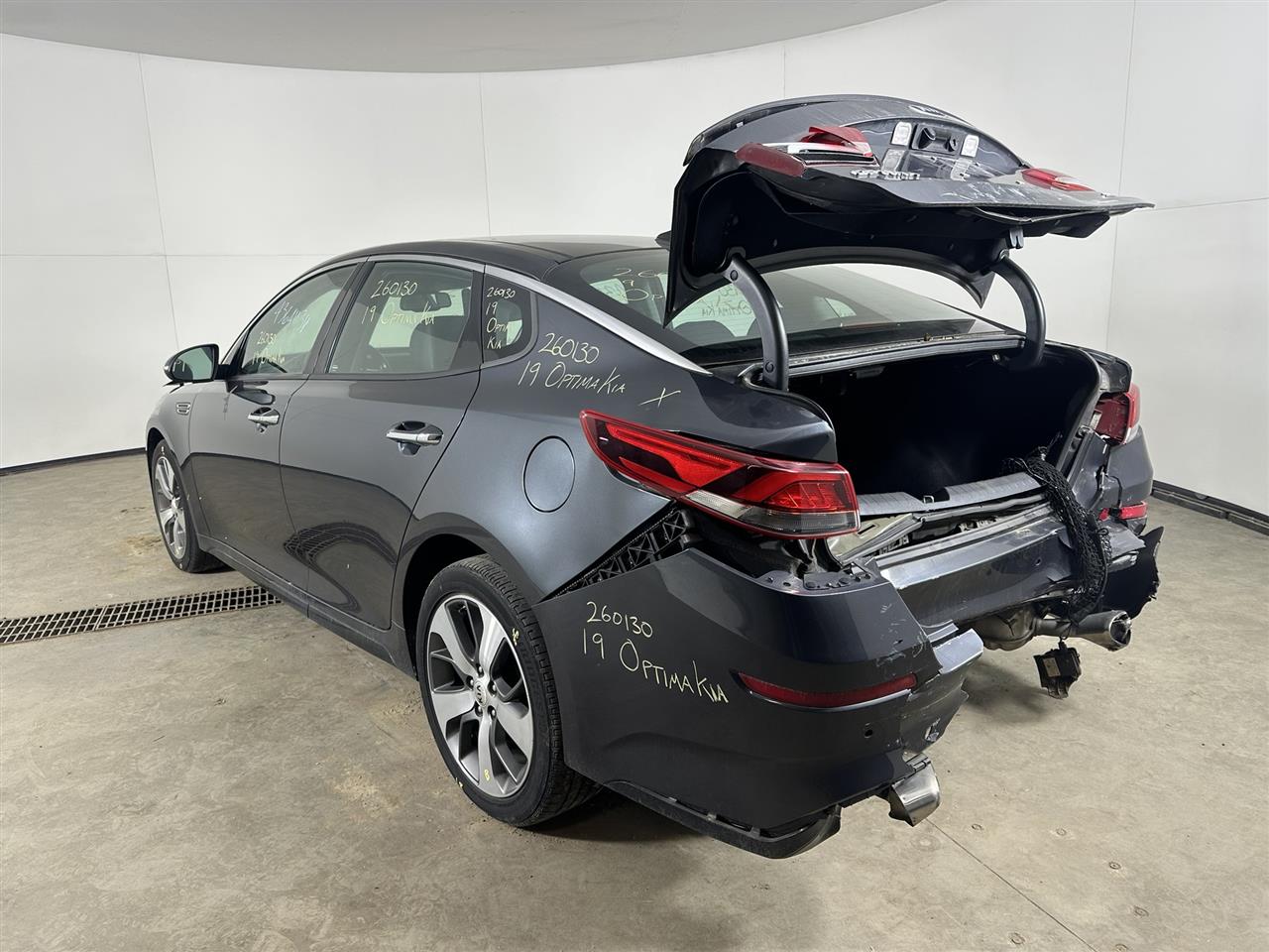 Vehicle/107985_03.jpg