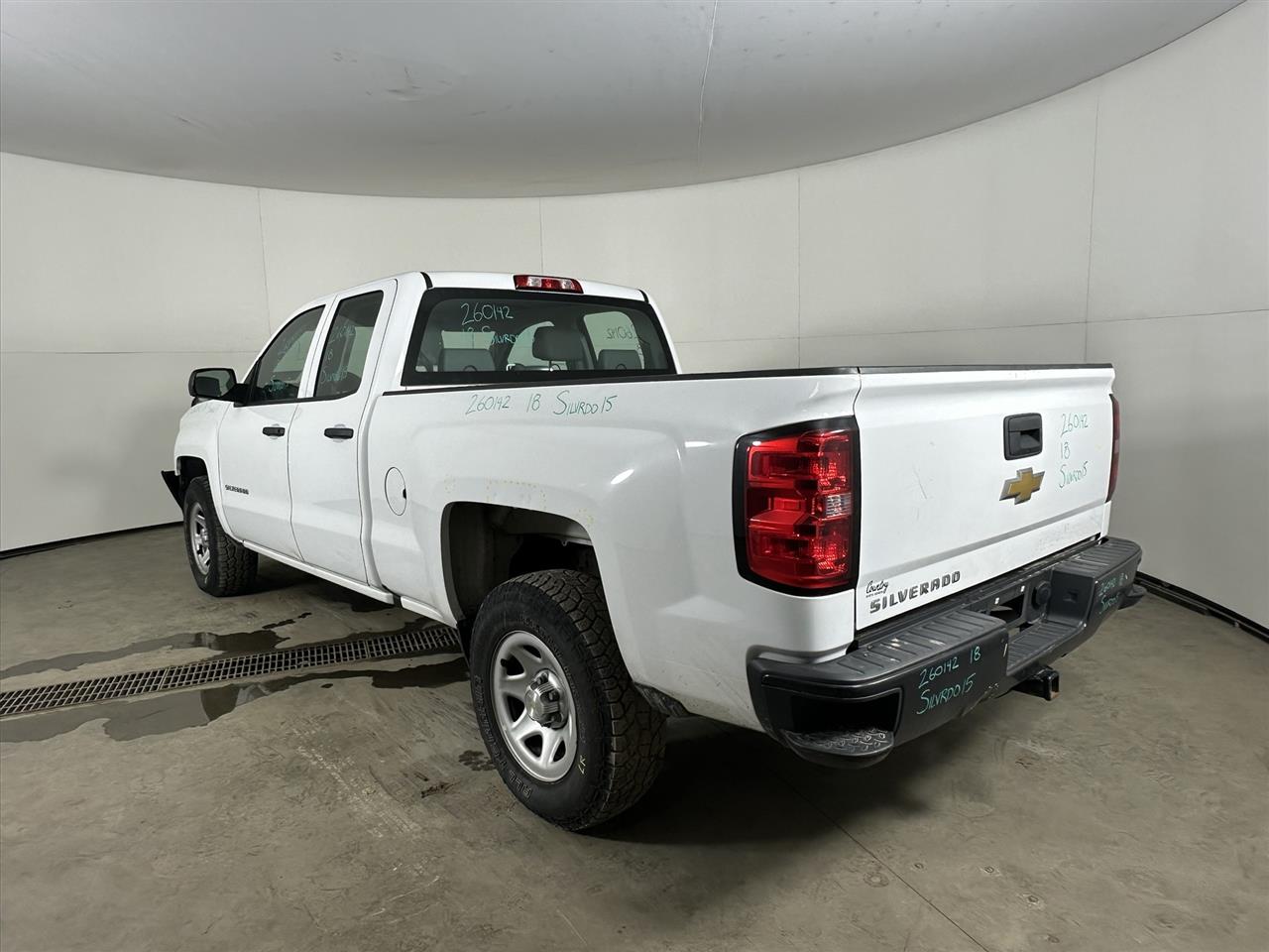 Vehicle/108151_03.jpg