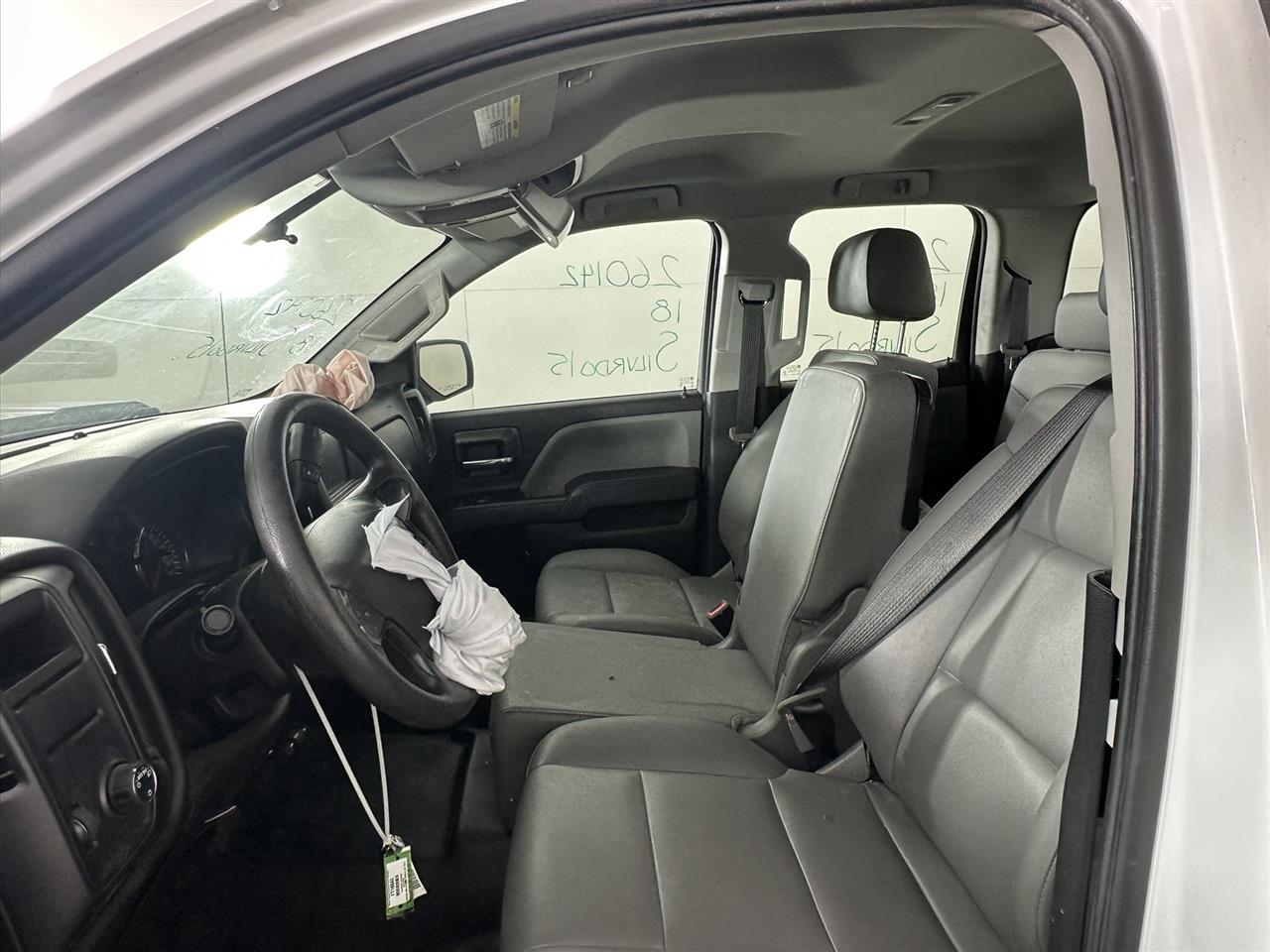 Vehicle/108151_07.jpg