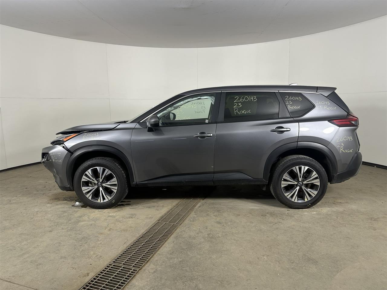 Vehicle/108191_02.jpg