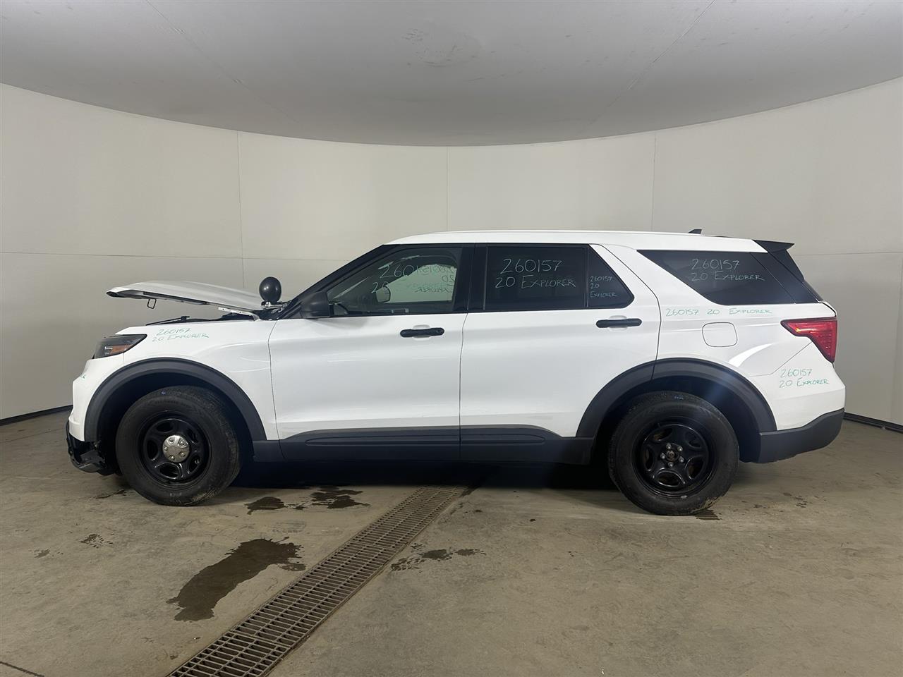 Vehicle/108430_02.jpg