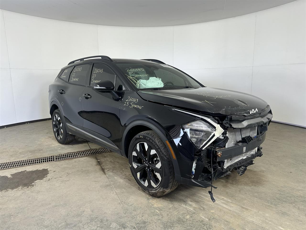 Vehicle/108484_06.jpg