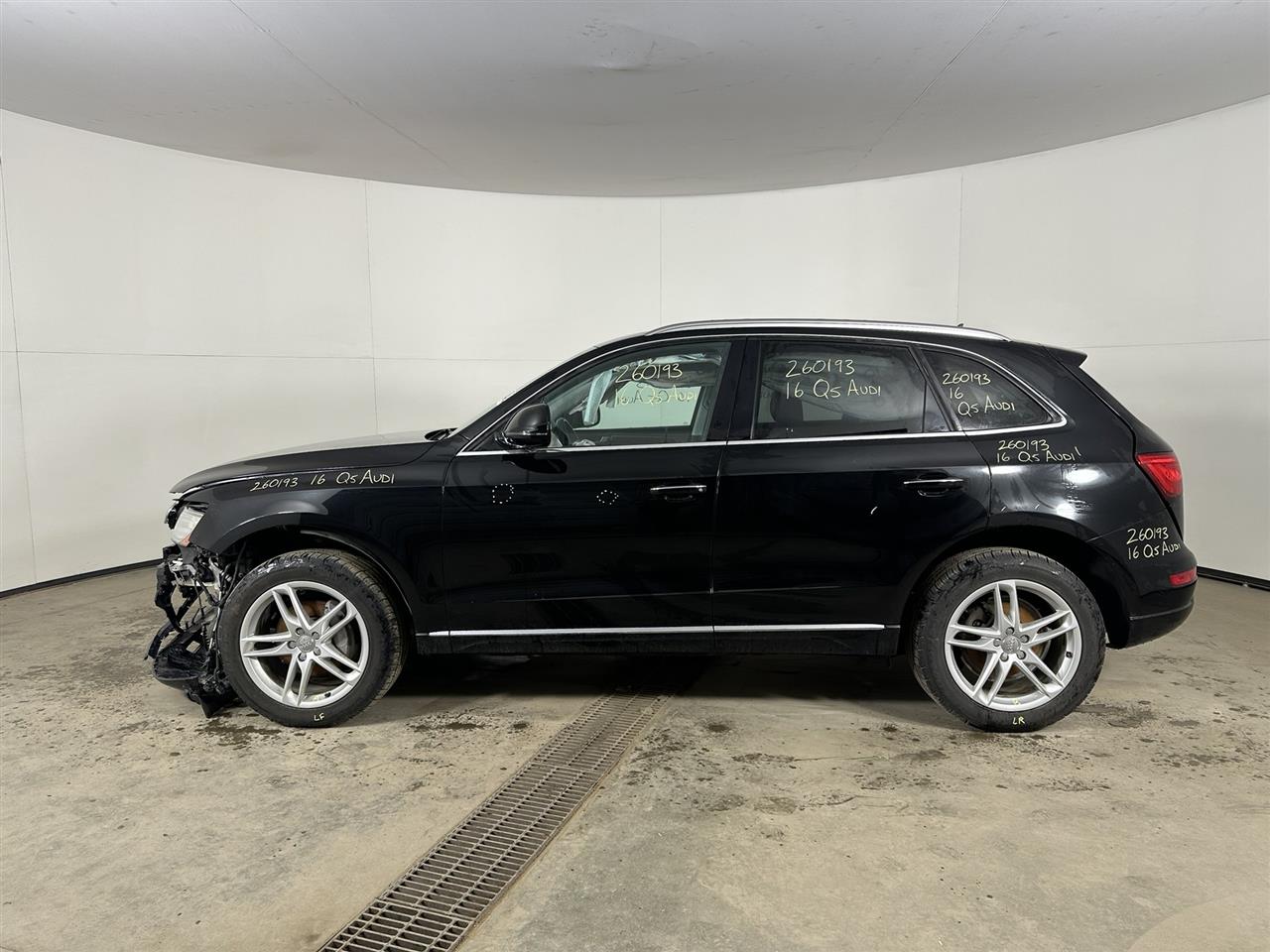 Vehicle/108806_02.jpg