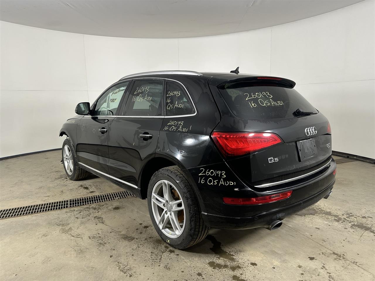 Vehicle/108806_03.jpg