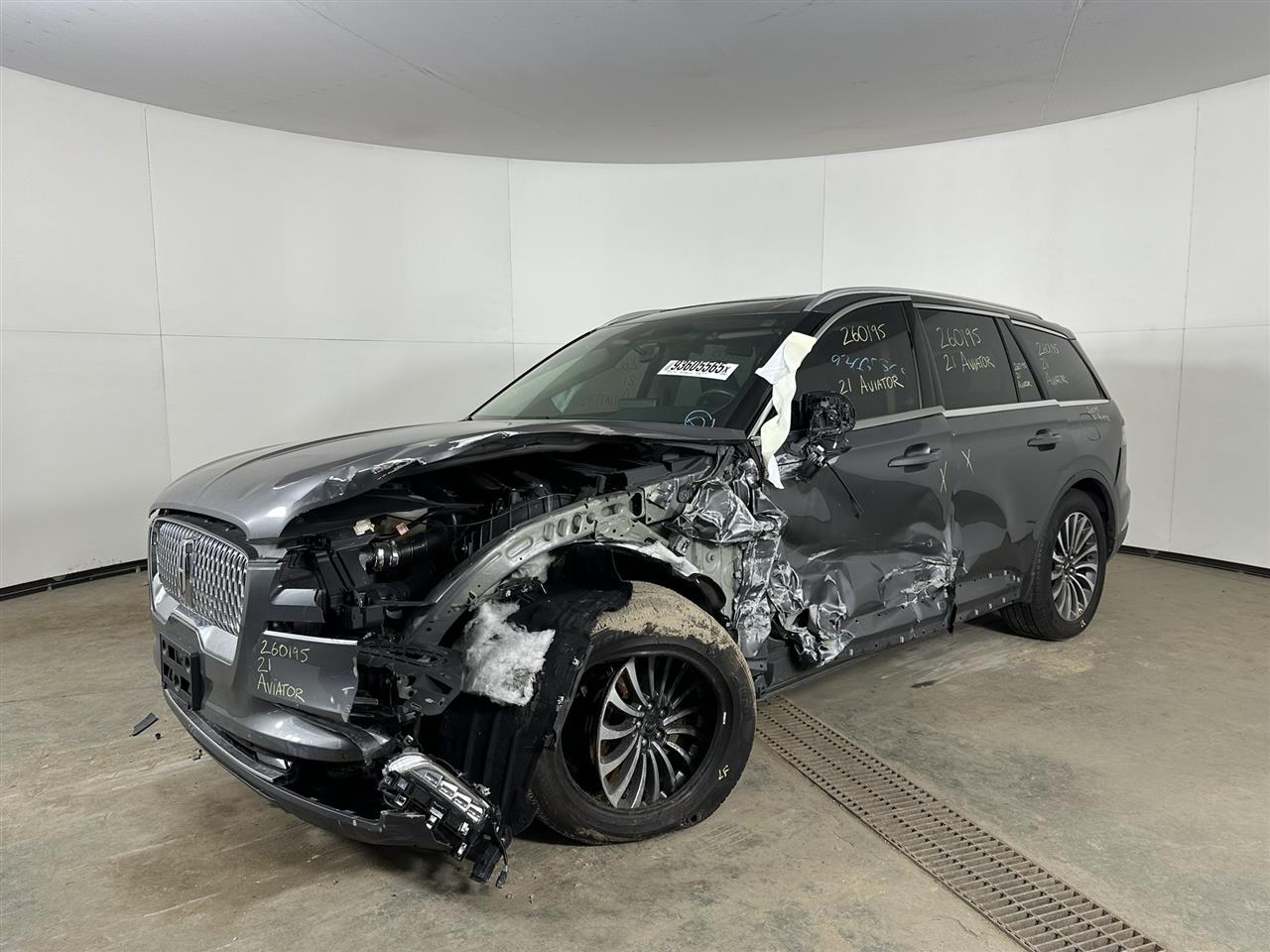 Vehicle/108854_01.jpg